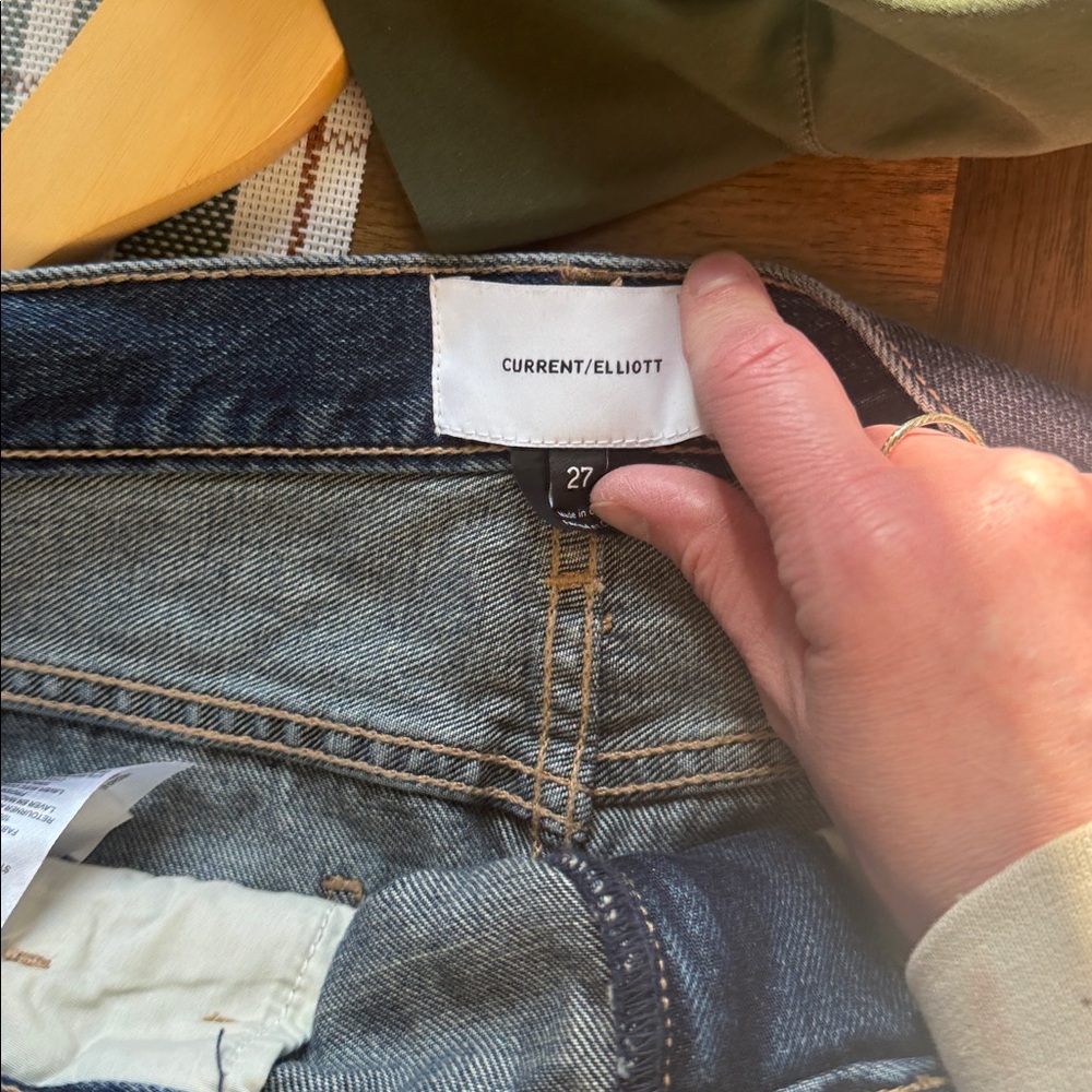 NWOT Current/Elliott Dark Wash Cuffed Denim Shorts 27 - Picture 5 of 8